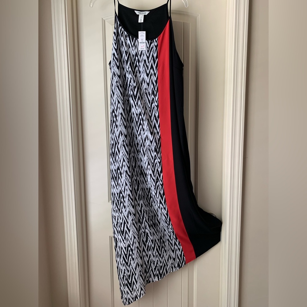 NWT, WHBM Maxi dress w/spaghetti straps, asymmetrical bottom design, size 14.